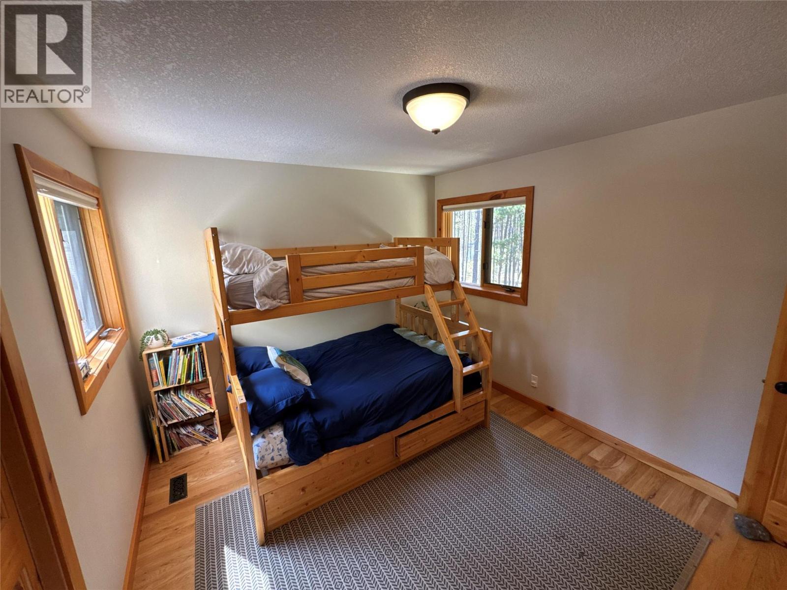 2851 Rosen Heights Road, Jaffray, BC - Indoor Photo Showing Bedroom
