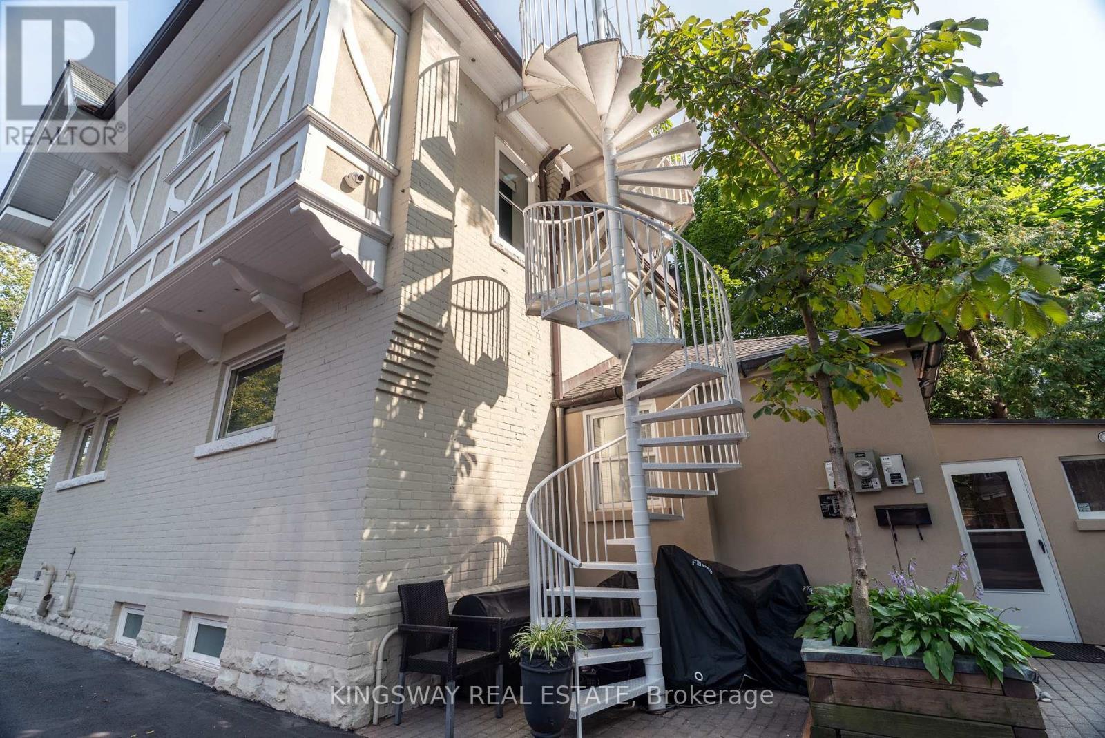 166 High Park Avenue, Toronto, ON - Outdoor With Deck Patio Veranda