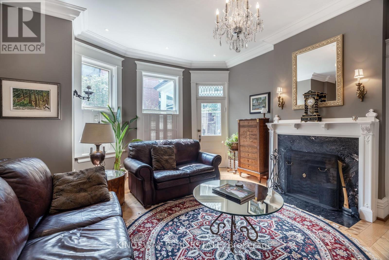 166 High Park Avenue, Toronto, ON - Indoor Photo Showing Living Room With Fireplace