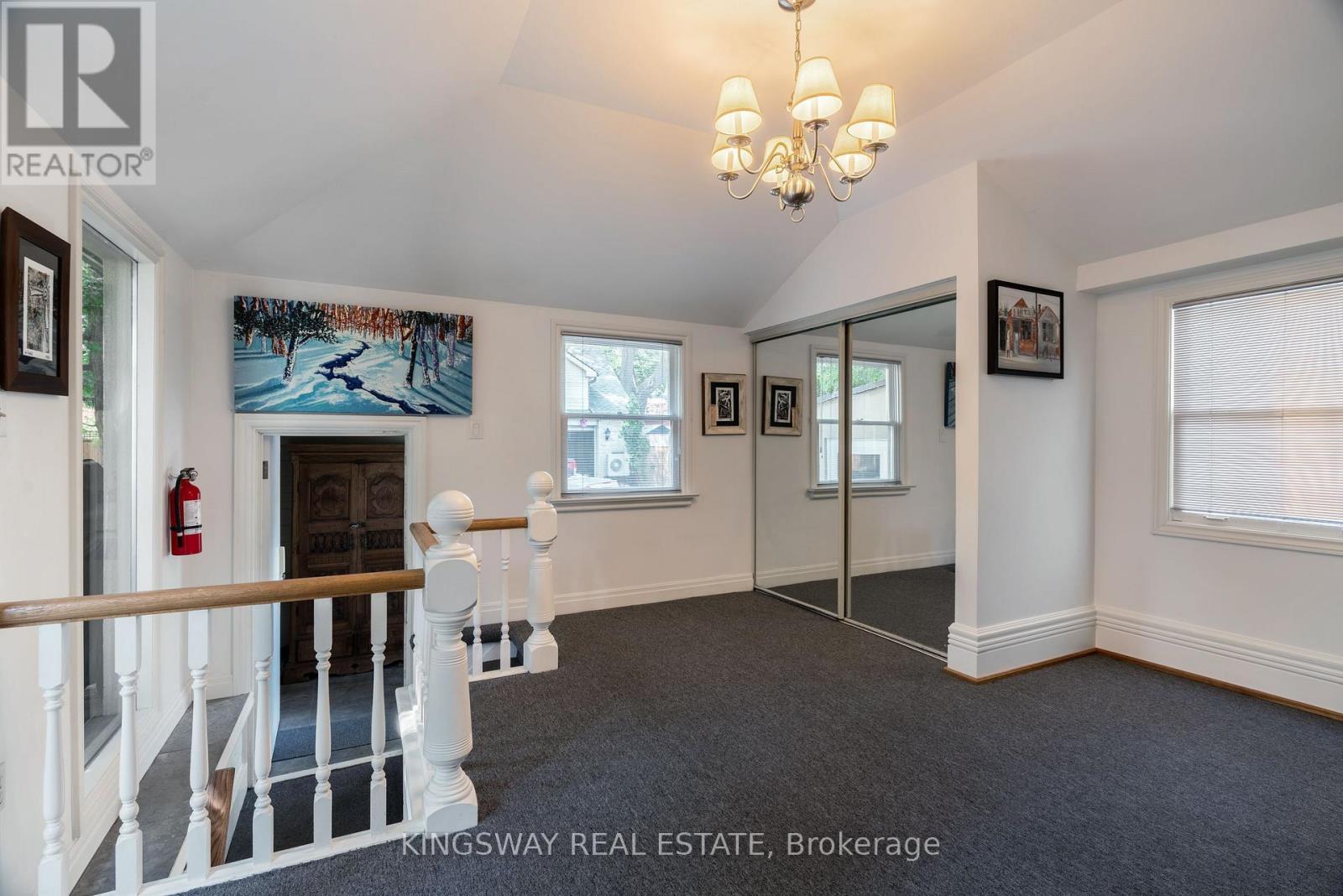 166 High Park Avenue, Toronto, ON - Indoor Photo Showing Other Room