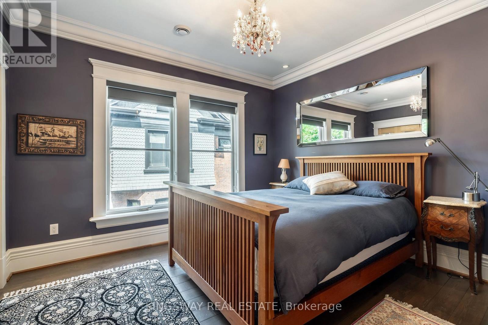 166 High Park Avenue, Toronto, ON - Indoor Photo Showing Bedroom