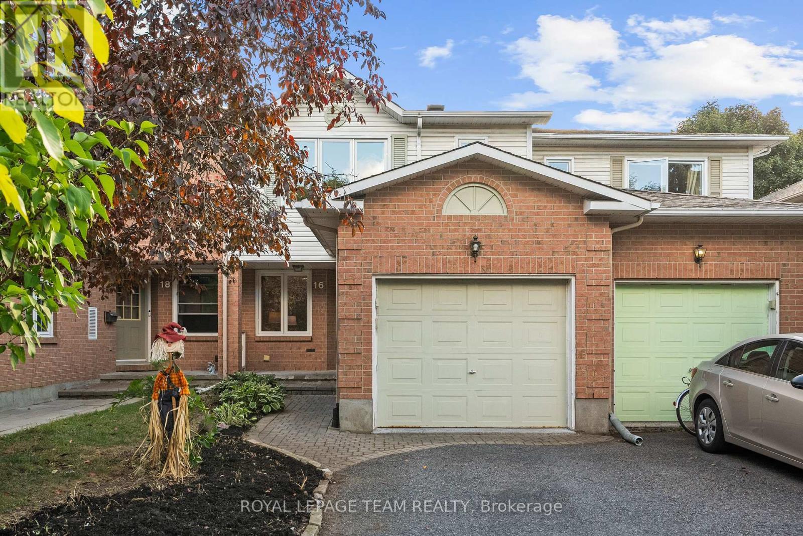 16 Baton Court, Ottawa, ON - Outdoor