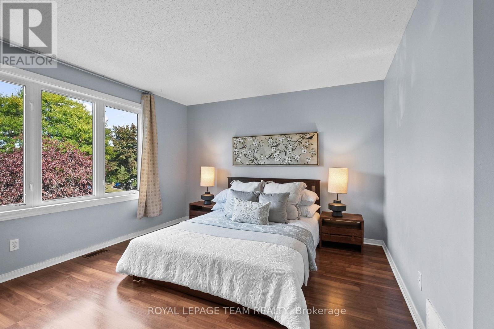 16 Baton Court, Ottawa, ON - Indoor Photo Showing Bedroom