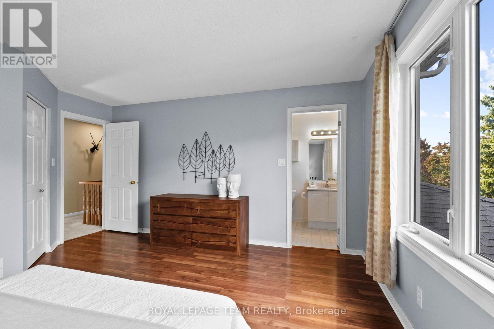 16 Baton Court, Ottawa, ON - Indoor Photo Showing Bedroom