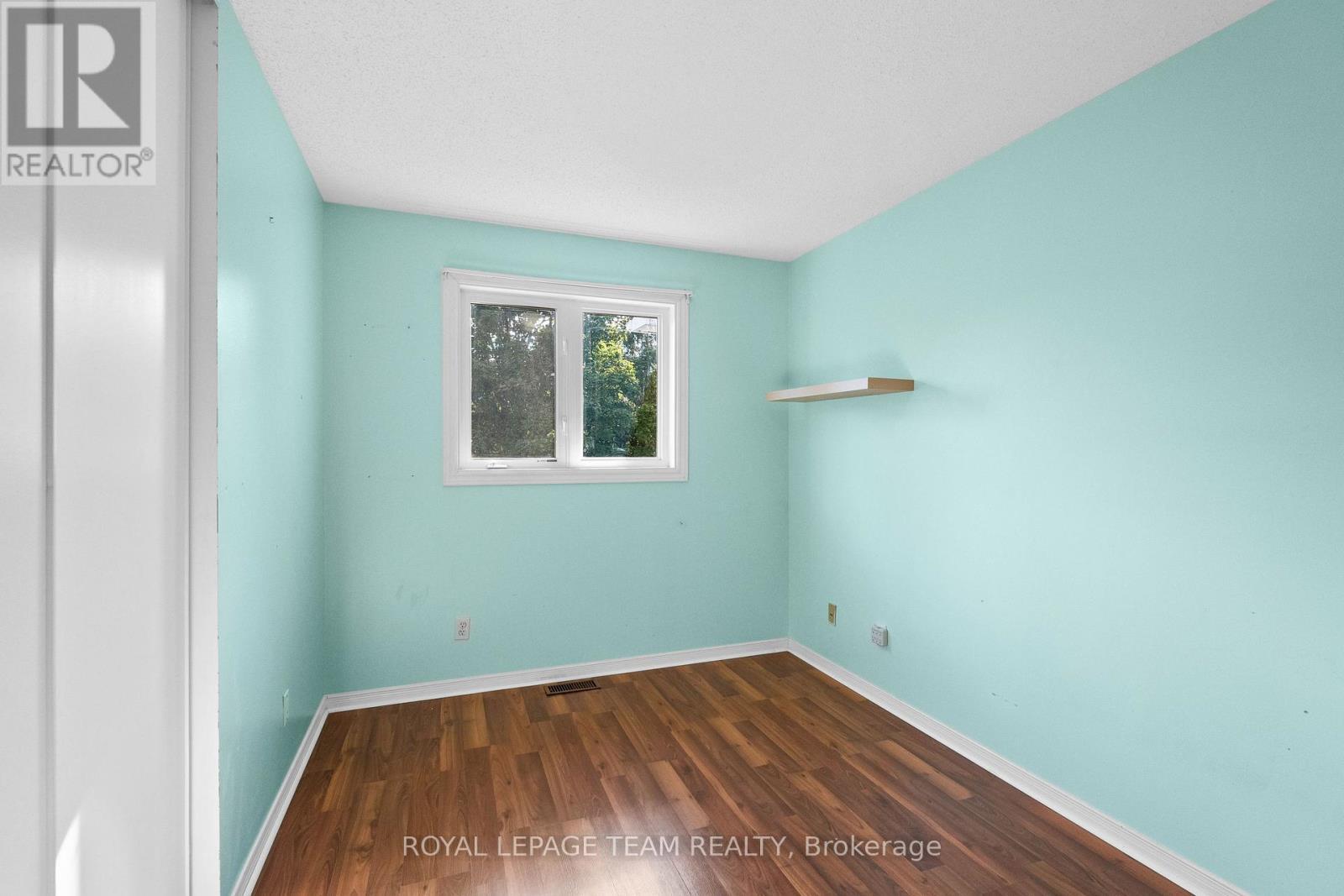 16 Baton Court, Ottawa, ON - Indoor Photo Showing Other Room
