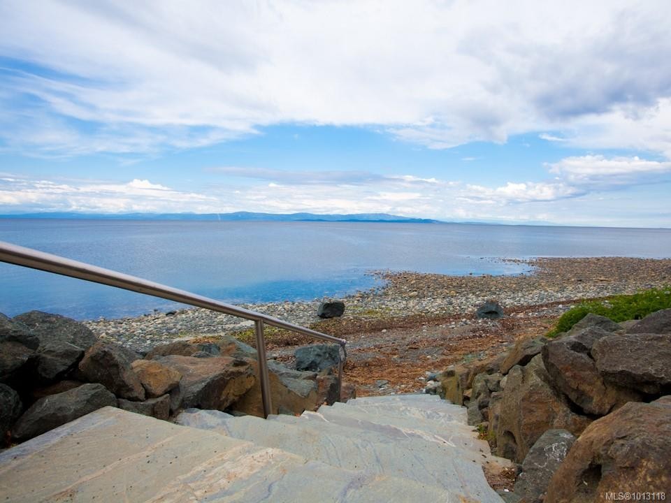 45-5251 Island Hwy West, Qualicum Beach, BC