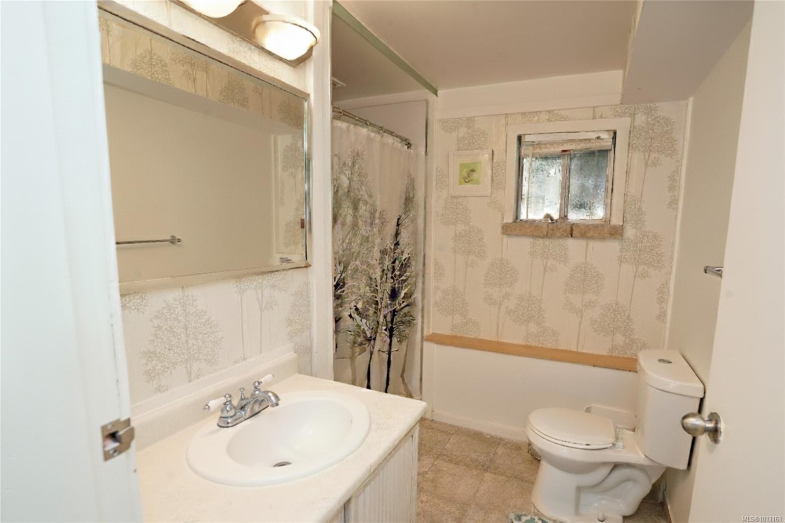 536 Strathdee Pl, Colwood, BC