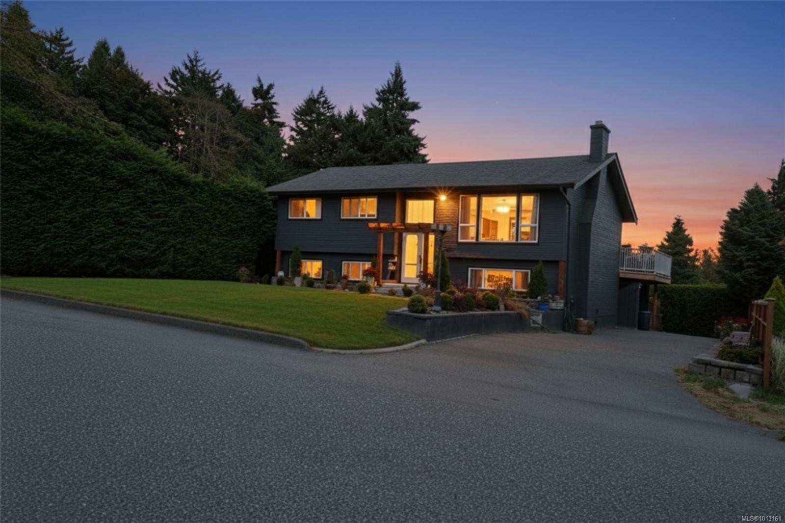 536 Strathdee Pl, Colwood, BC