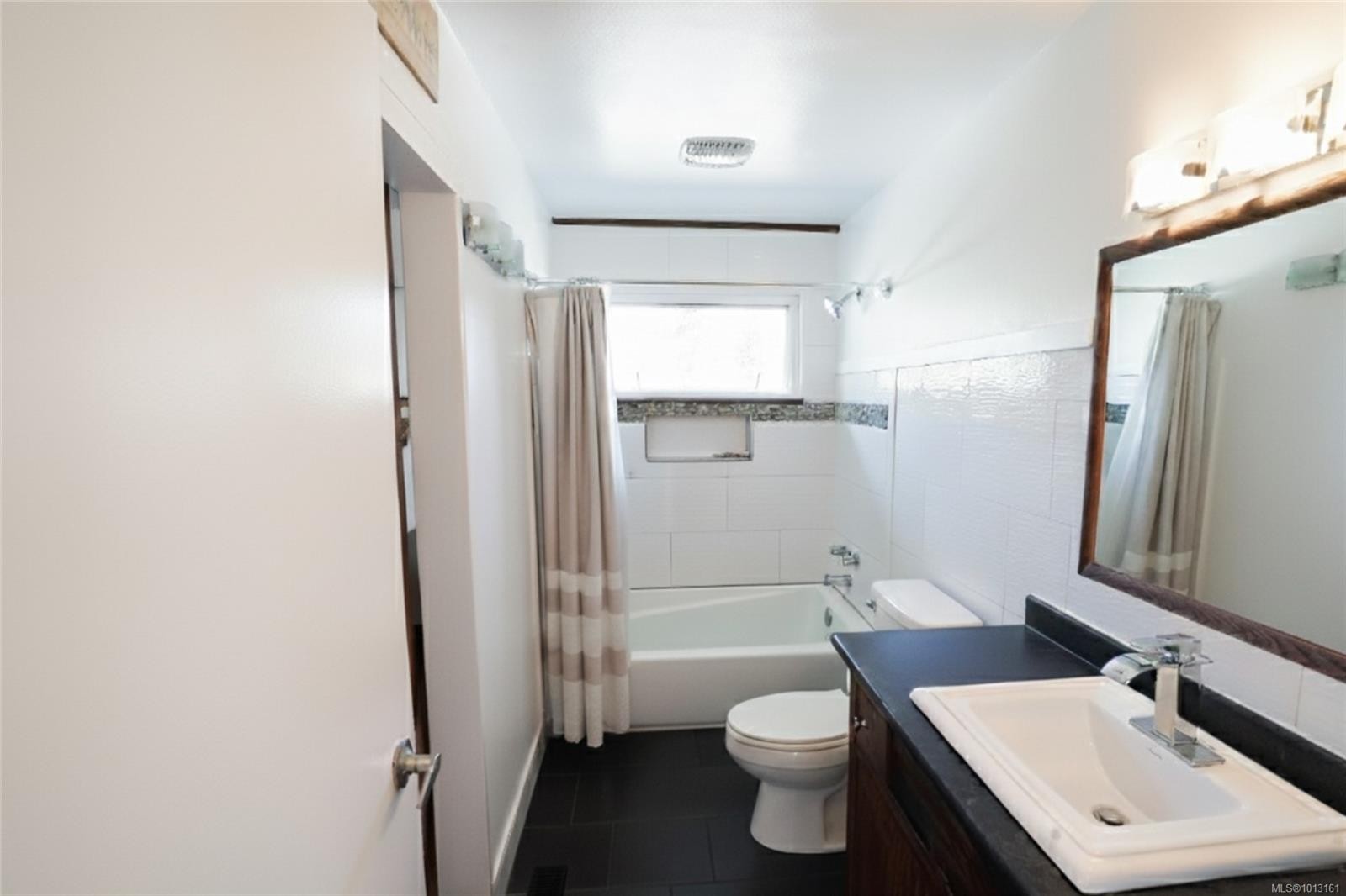 536 Strathdee Pl, Colwood, BC