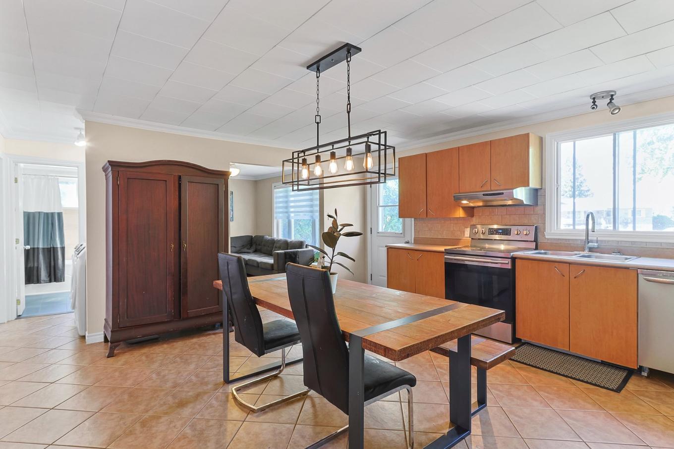 Dining room - 289 - 291 Rue Du Parc, Saint-Clet, QC - Indoor