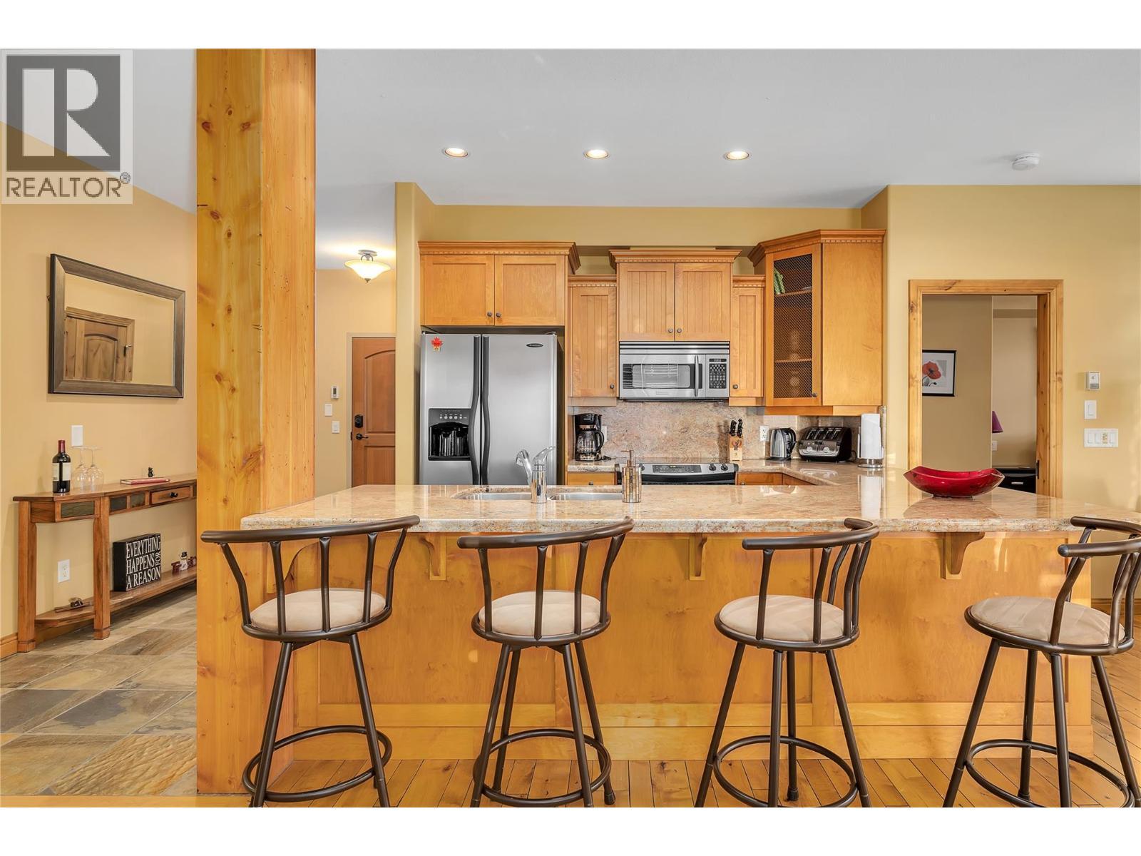 7700 Porcupine Road Unit# 4510, Big White, BC - Indoor Photo Showing Kitchen