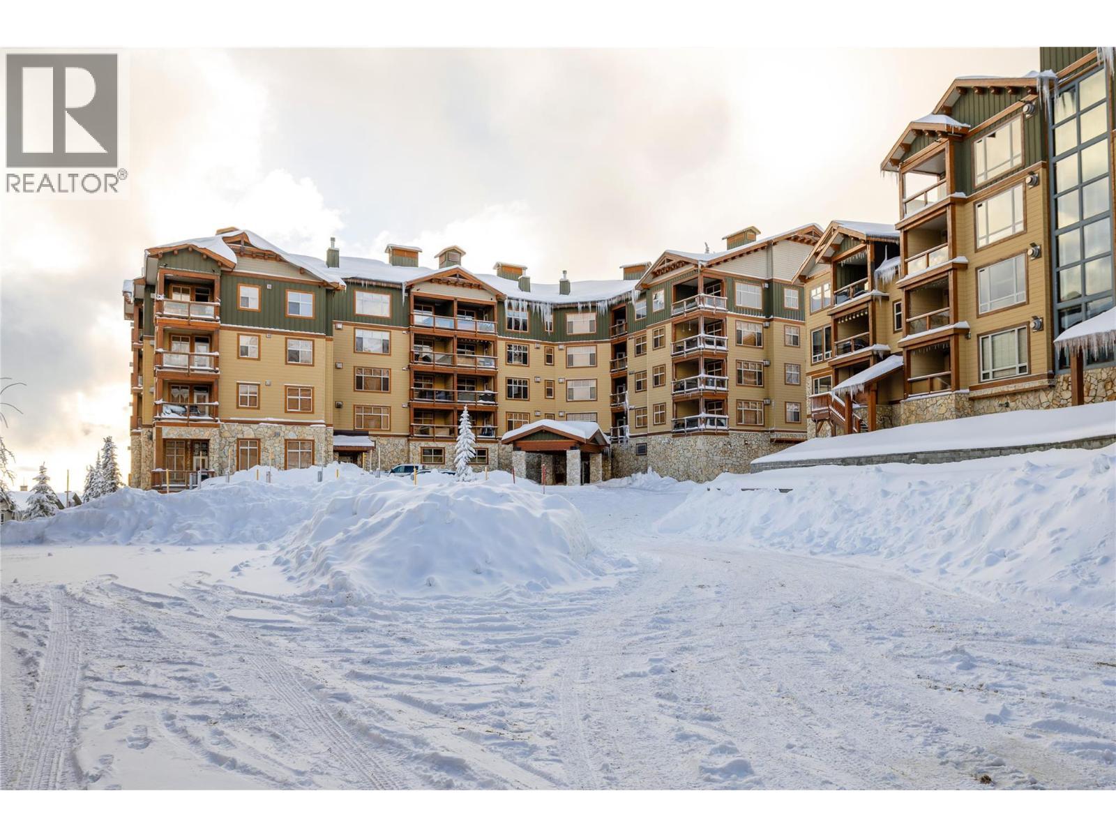 7700 Porcupine Road Unit# 4510, Big White, BC - Outdoor With Facade