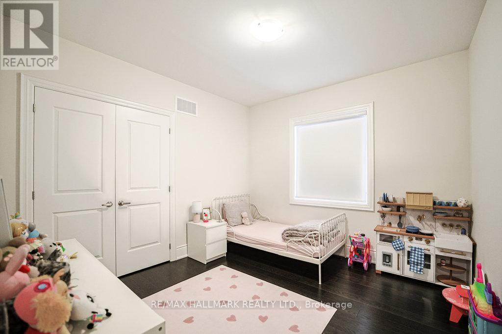 Fourth Bedroom - 25 Kentledge Avenue, East Gwillimbury, ON - Indoor