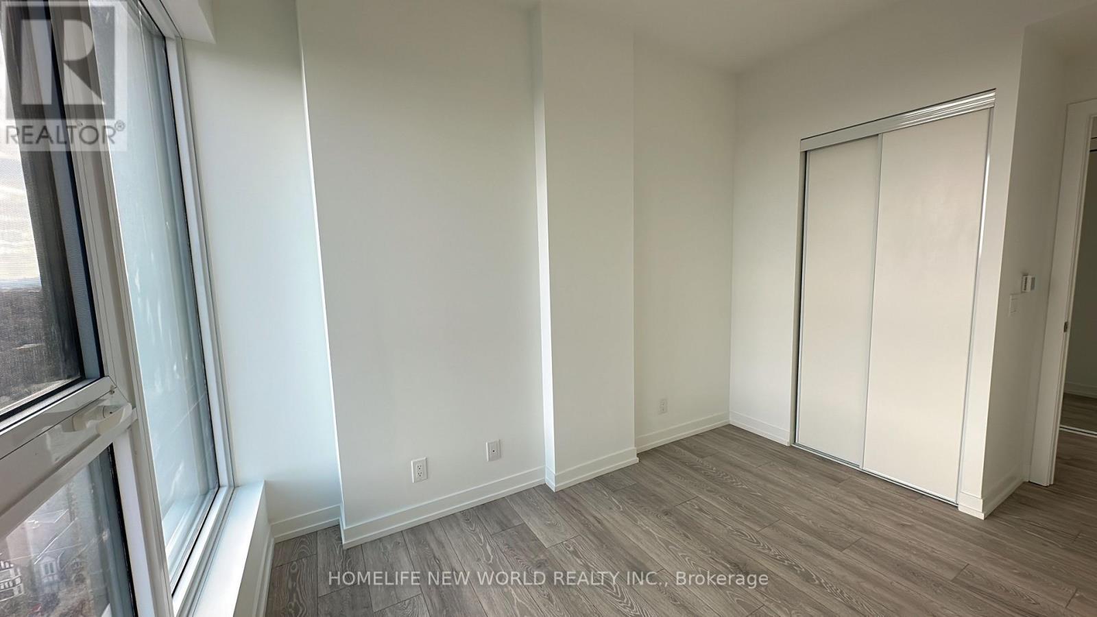1621 - 2020 Bathurst Street, Toronto, ON - Indoor Photo Showing Other Room