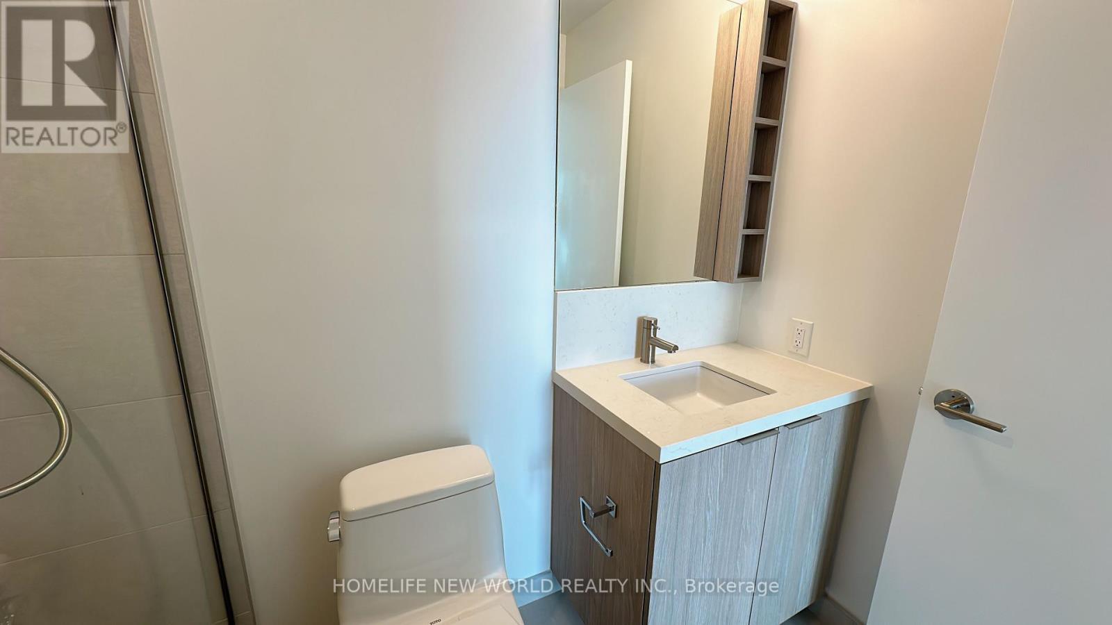 1621 - 2020 Bathurst Street, Toronto, ON - Indoor Photo Showing Bathroom