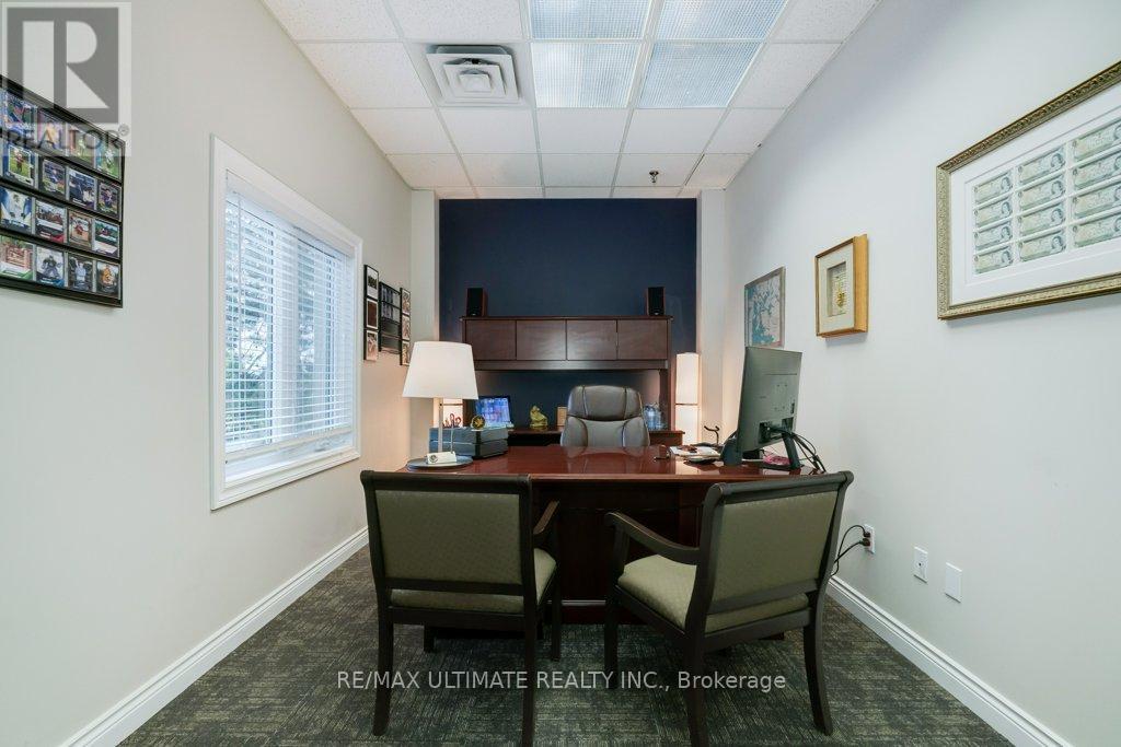 201 - 345 Renfrew Drive, Markham, ON