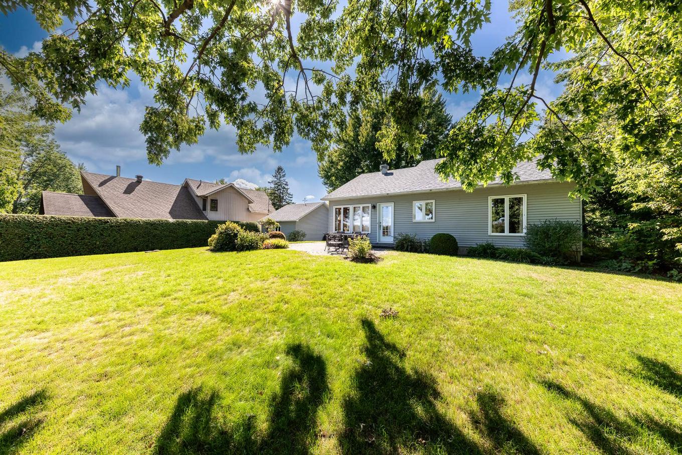 Back facade - 185 Rue Harris, Saint-Jean-Sur-Richelieu, QC - Outdoor