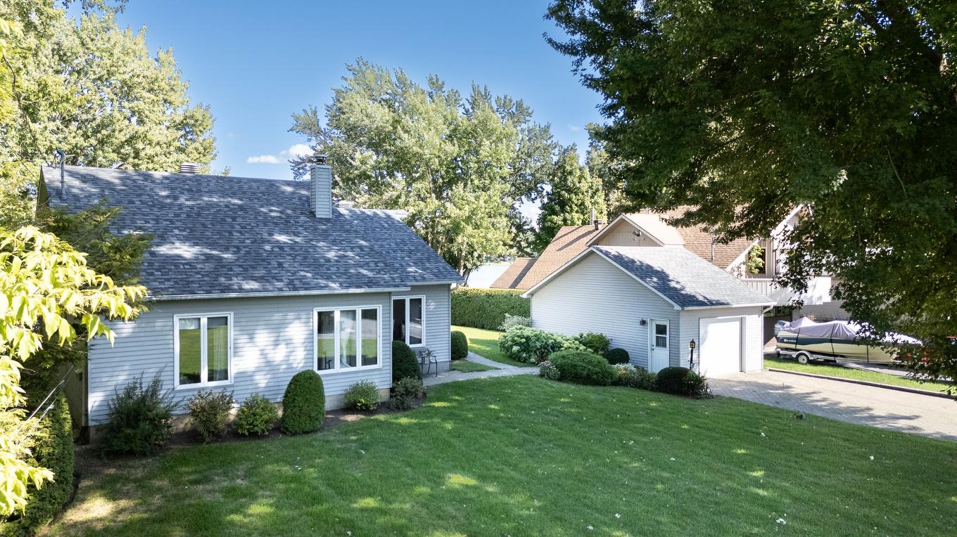 Frontage - 185 Rue Harris, Saint-Jean-Sur-Richelieu, QC - Outdoor