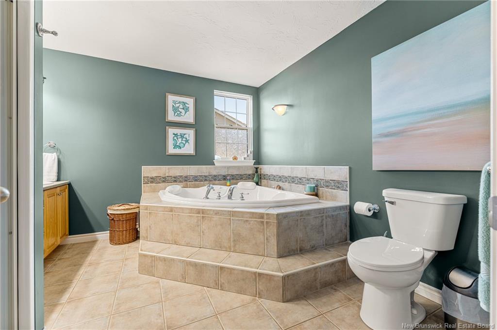 24 Danube Crt, Dieppe, NB