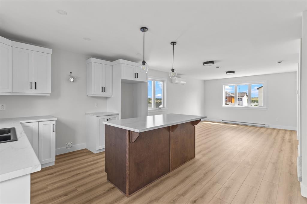 1 Emerald Gem Way, Paradise, NL