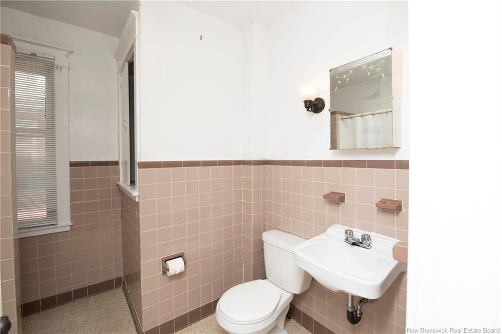 242 Cameron St, Moncton, NB