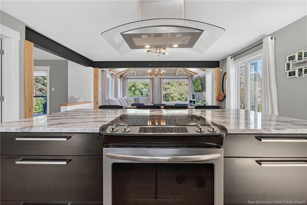 11 Samuel St, Dieppe, NB