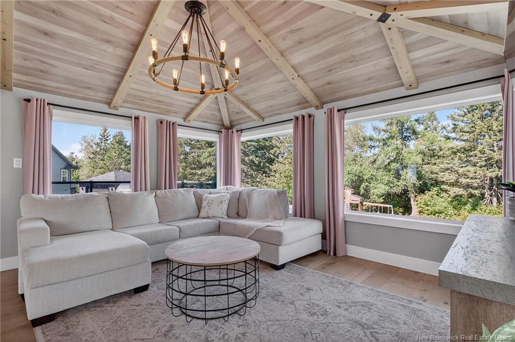 11 Samuel St, Dieppe, NB