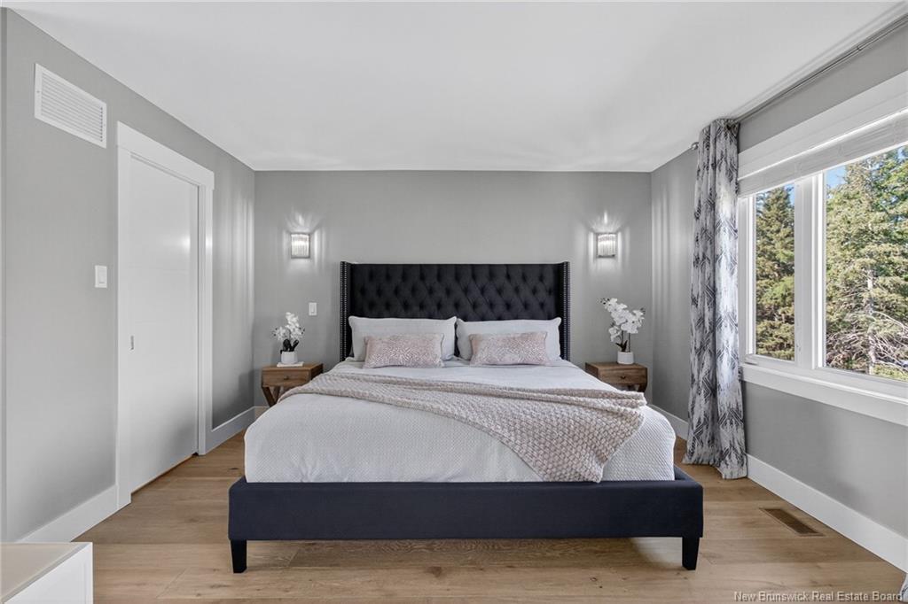 11 Samuel St, Dieppe, NB