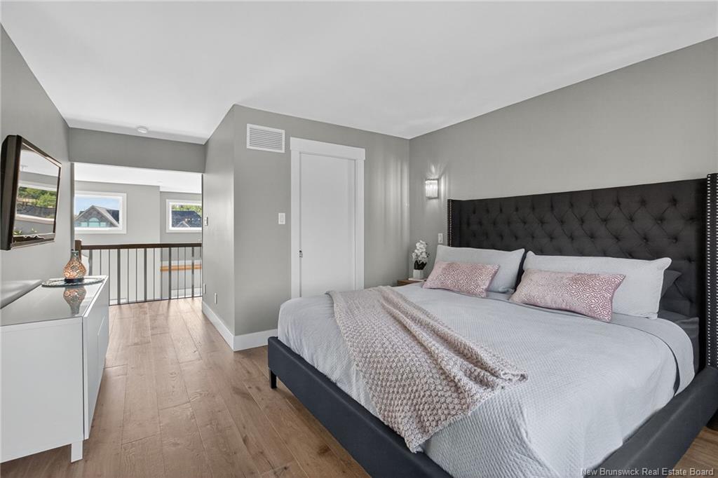 11 Samuel St, Dieppe, NB