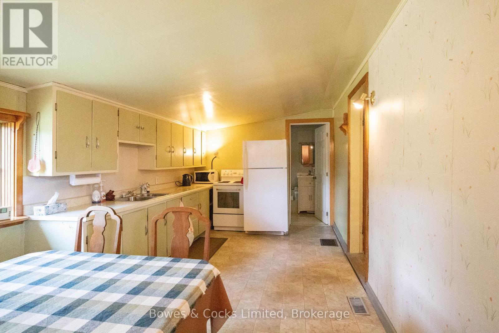 33023 Highway 62, Hastings Highlands (Wicklow Ward), ON - Indoor