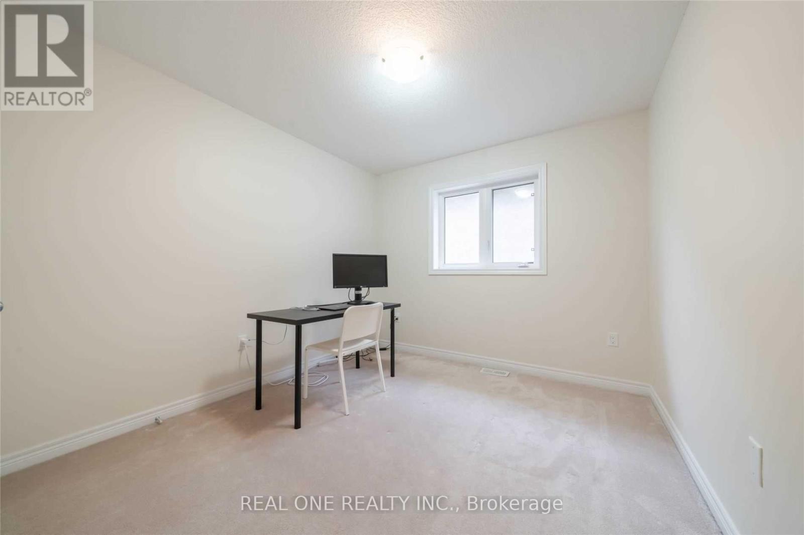 34 House Lane, Hamilton, ON - Indoor