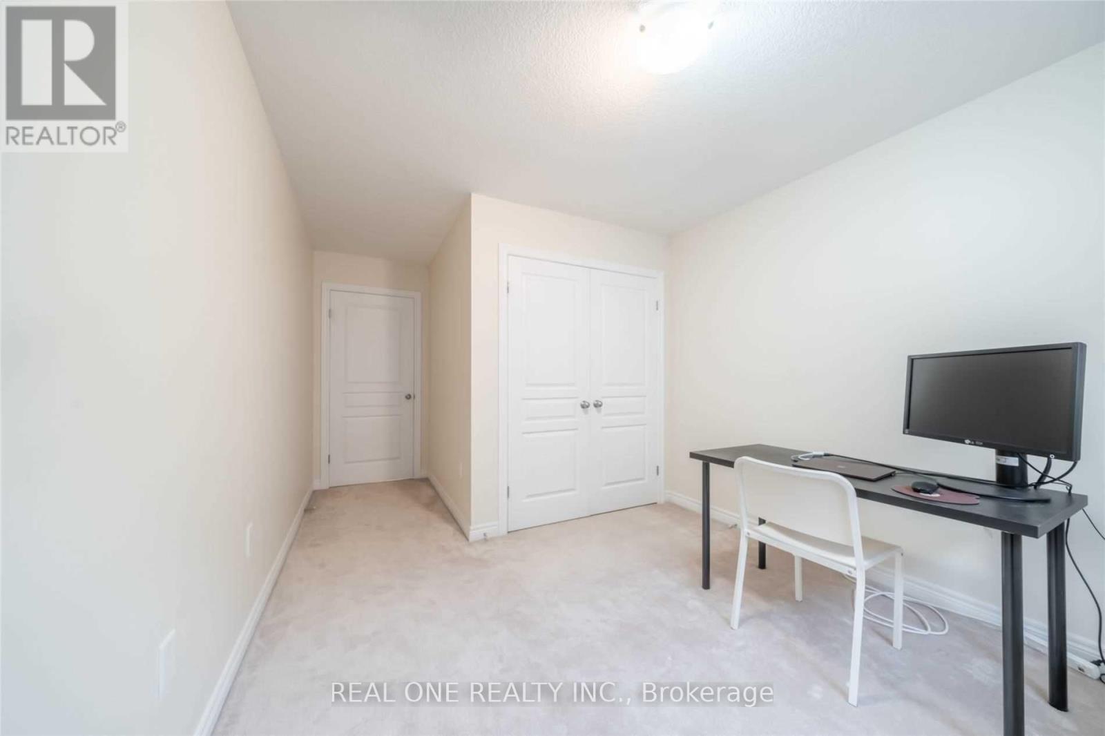 34 House Lane, Hamilton, ON - Indoor Photo Showing Office