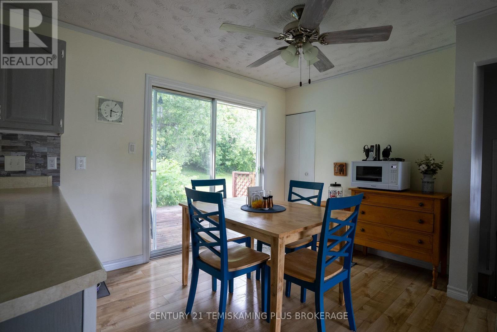242 Bruce Street, Temiskaming Shores (Haileybury), ON - Indoor Photo Showing Dining Room
