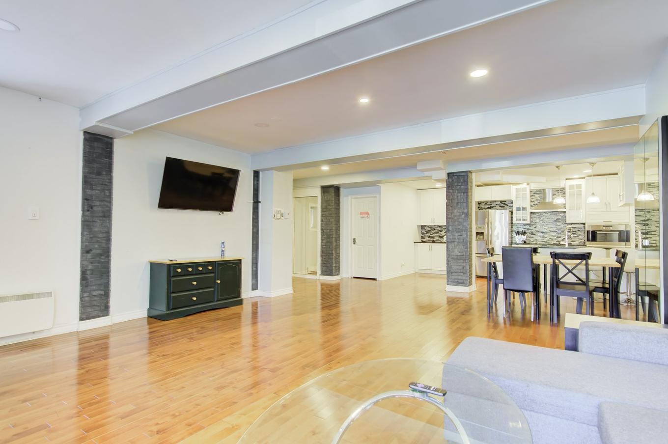 Salon - 5342 - 5344 Av. Dupuis, Montréal (Côte-Des-Neiges/Notre-Dame-De-Grâce), QC - Indoor Photo Showing Living Room
