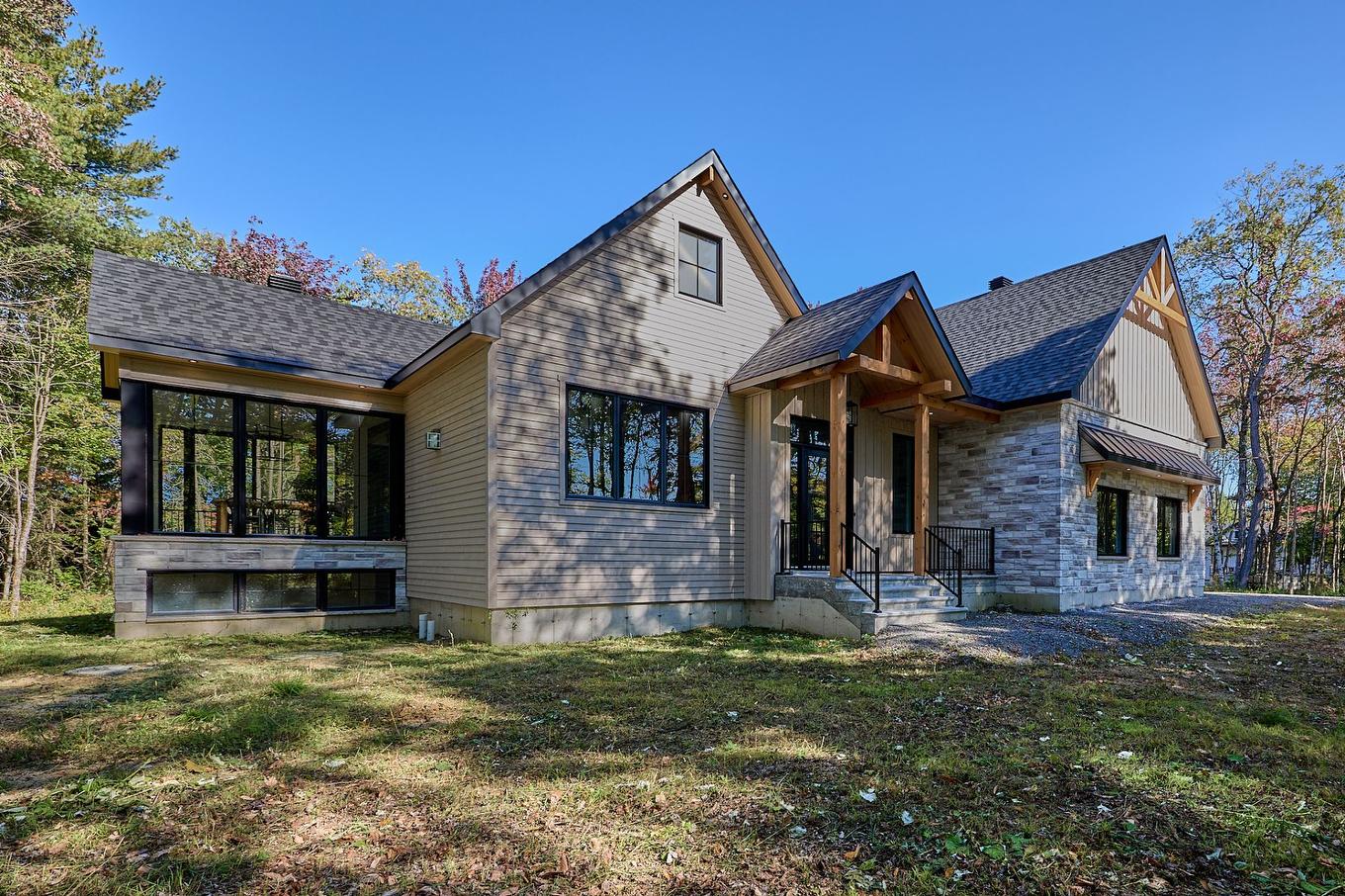 Frontage - 180 Rue De L'Artisan, Saint-Colomban, QC - Outdoor With Facade