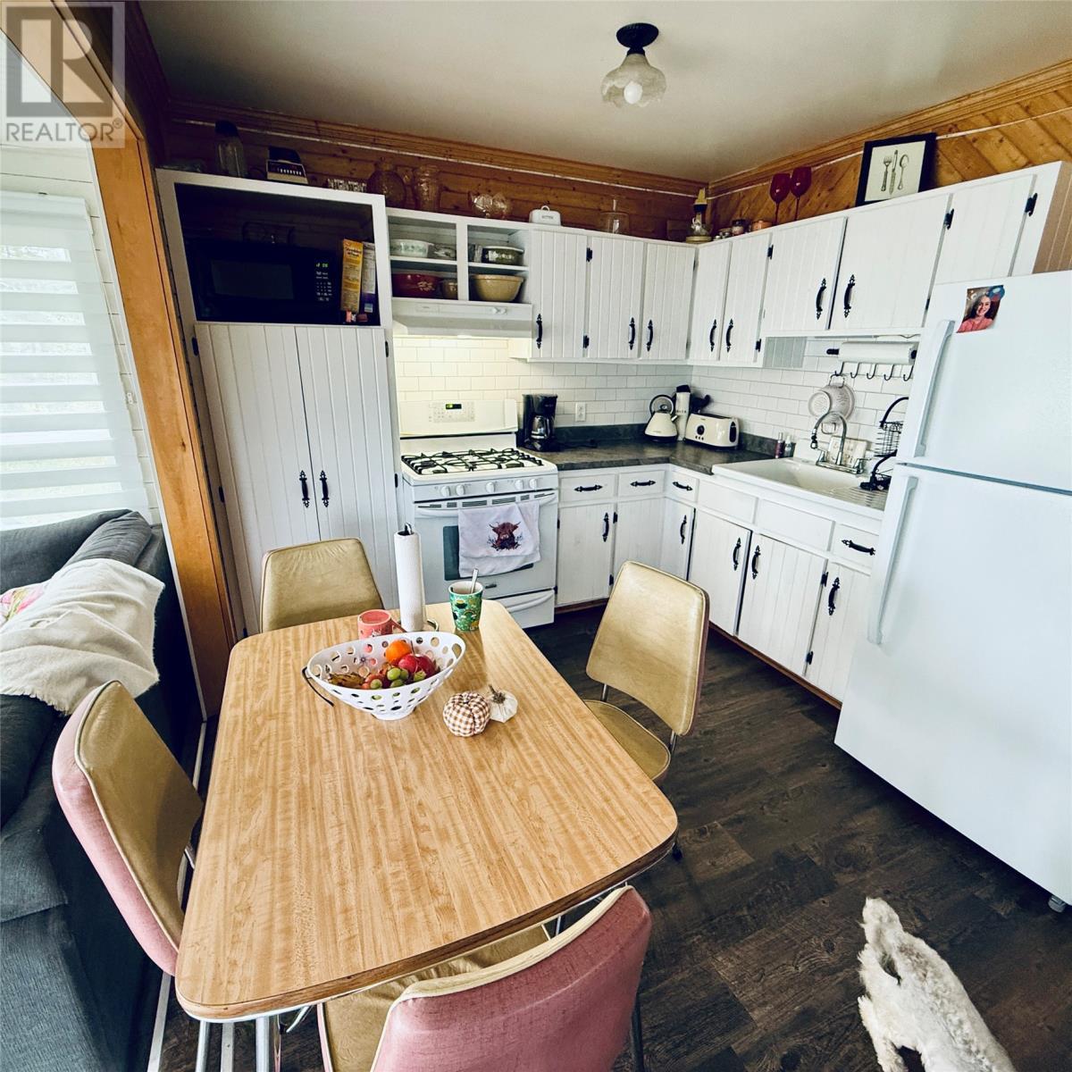 3 Robert Road, South Brook, NL - Indoor