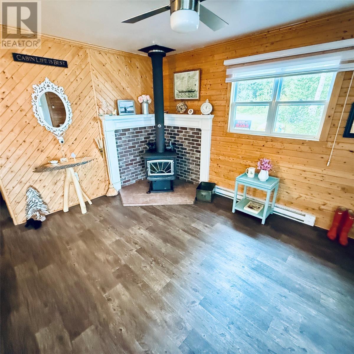 3 Robert Road, South Brook, NL - Indoor With Fireplace