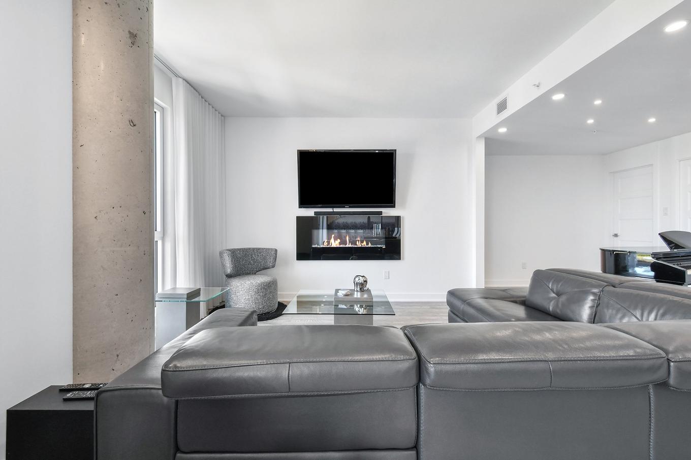 Salon - 513-6201 Rue D'Angora, Terrebonne (Terrebonne), QC - Indoor Photo Showing Living Room