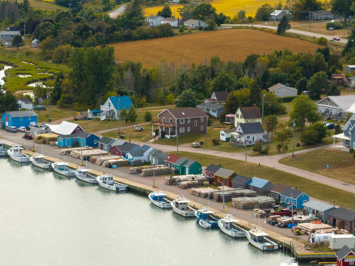 53 Riverside Drive, North Rustico, PE