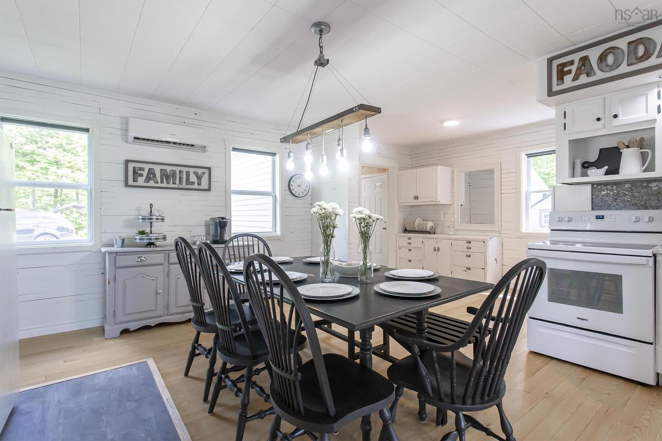 73 Q-12 Road, Lake George, NS