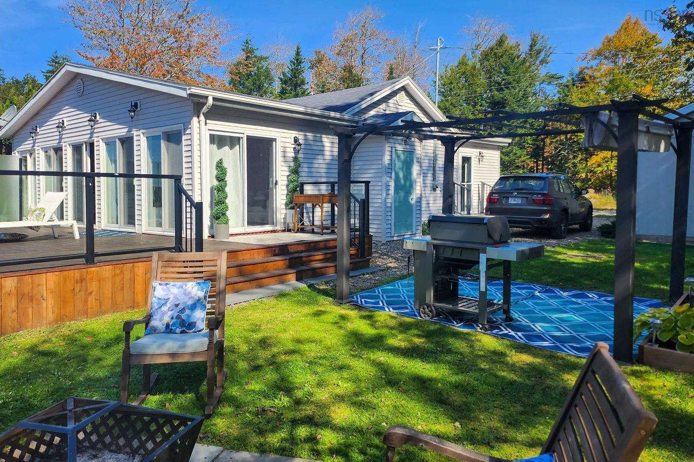 73 Q-12 Road, Lake George, NS