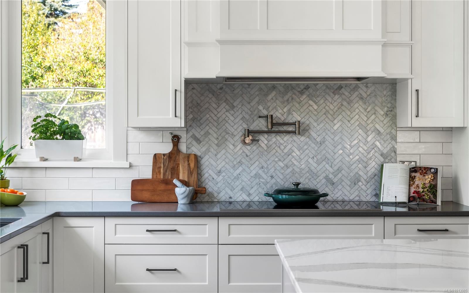 3350 Weald Rd, Oak Bay, BC