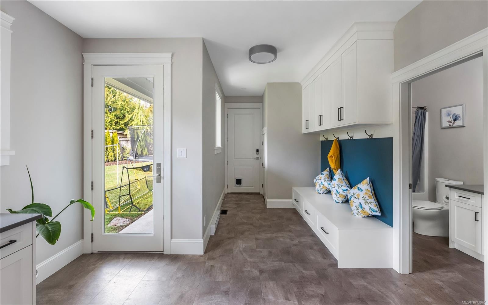 3350 Weald Rd, Oak Bay, BC