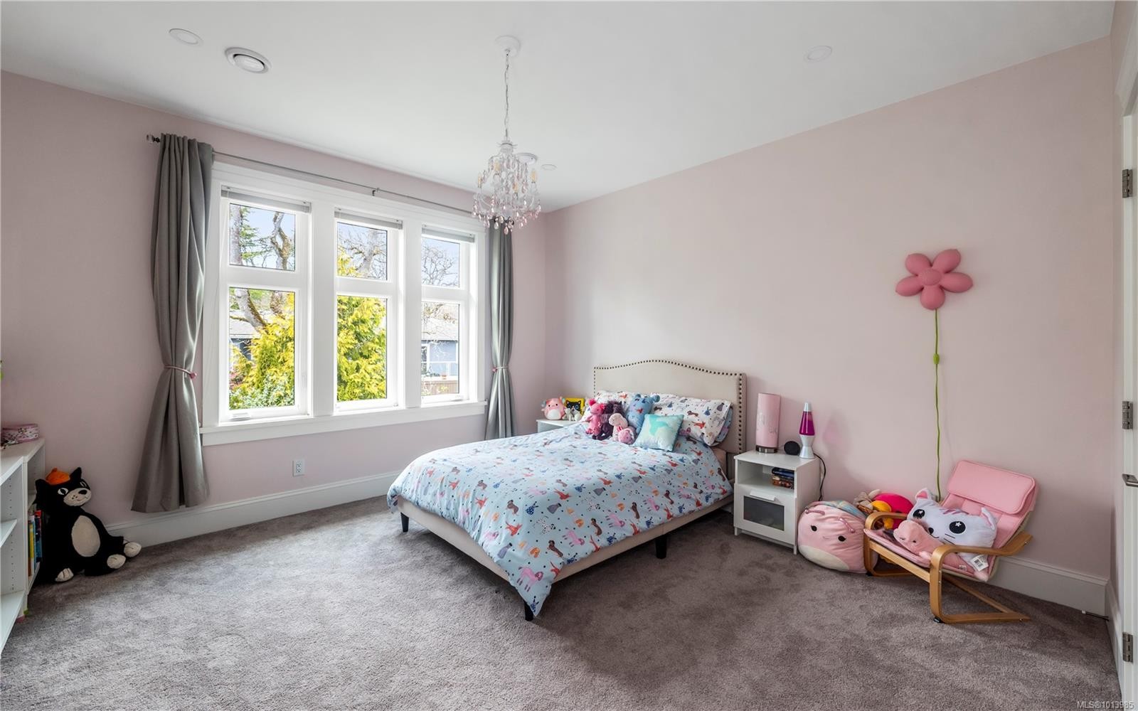 3350 Weald Rd, Oak Bay, BC