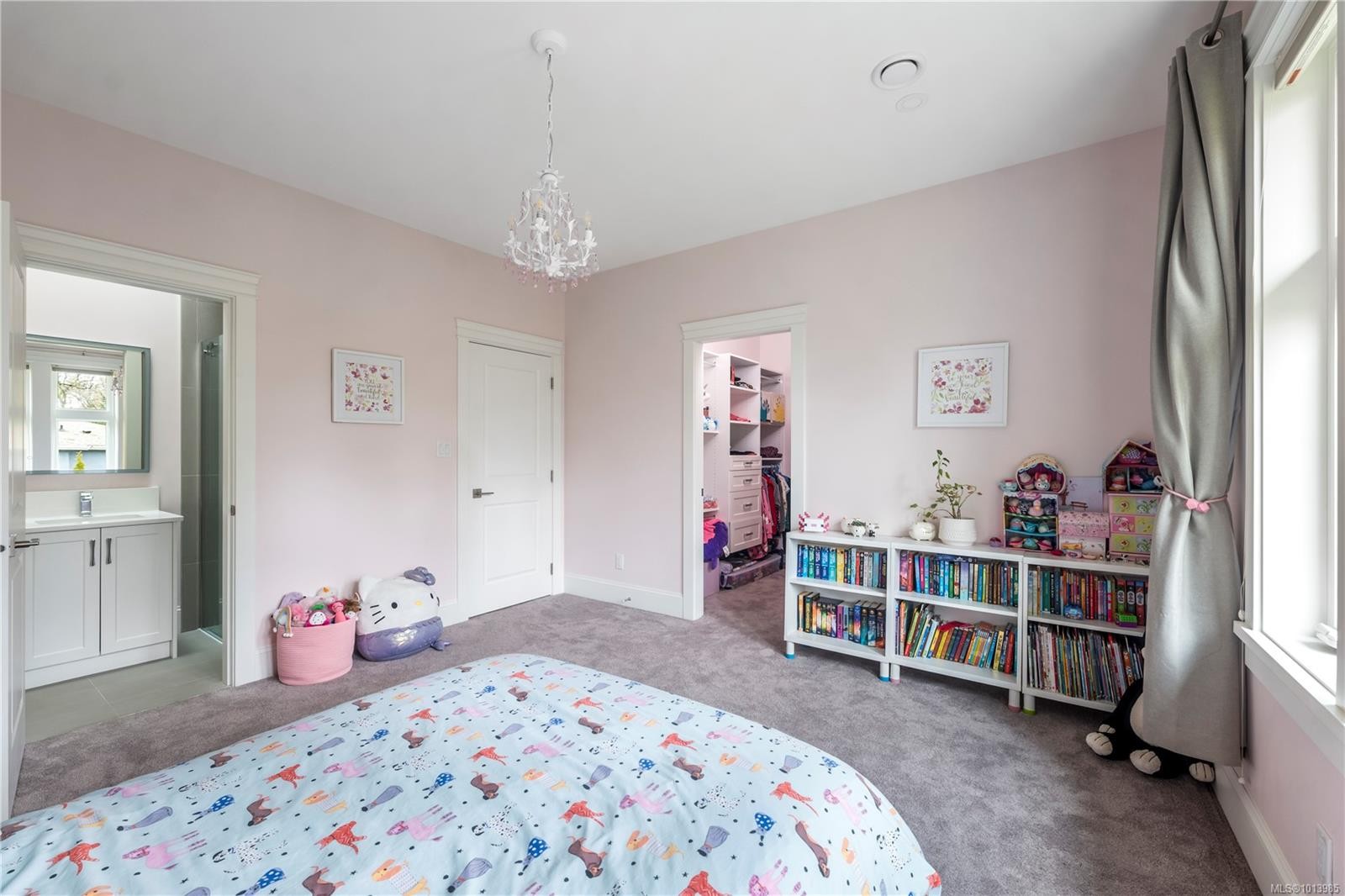 3350 Weald Rd, Oak Bay, BC