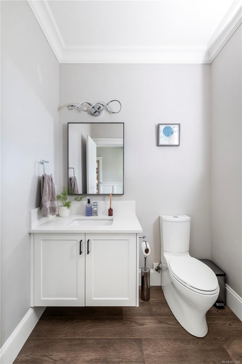 3350 Weald Rd, Oak Bay, BC