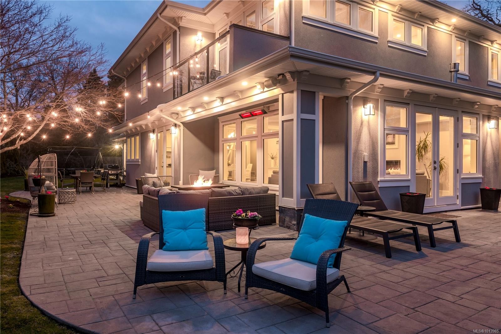 3350 Weald Rd, Oak Bay, BC