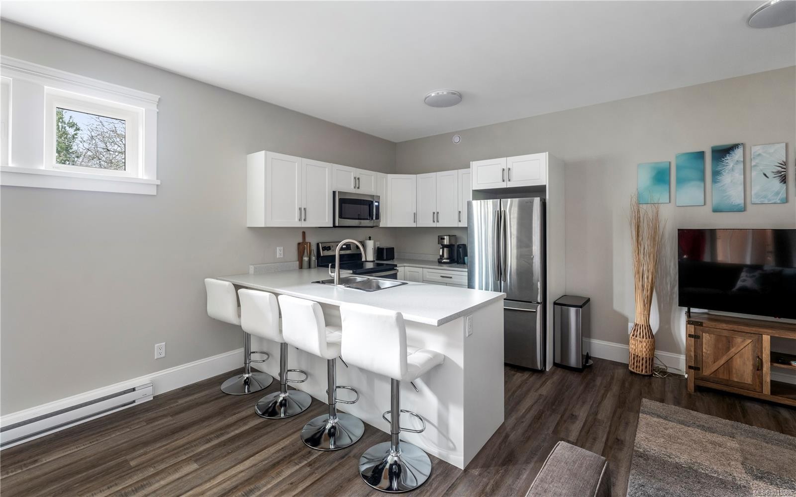 3350 Weald Rd, Oak Bay, BC