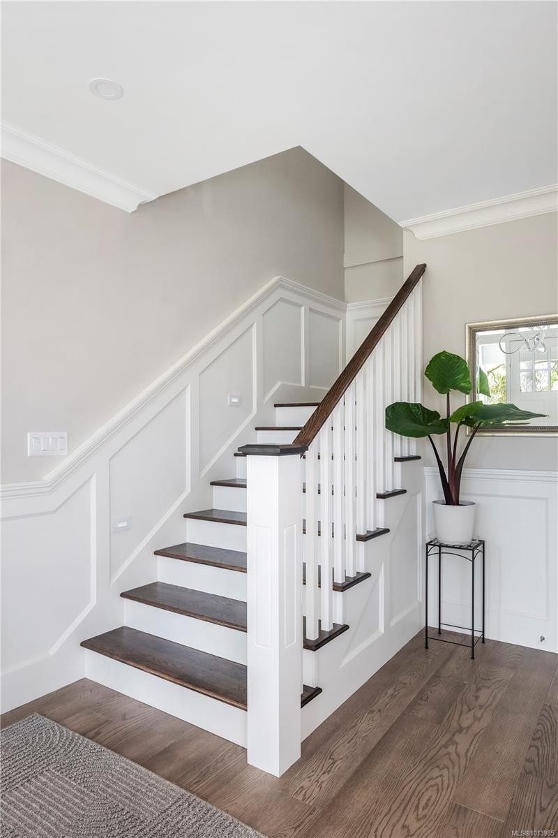 3350 Weald Rd, Oak Bay, BC