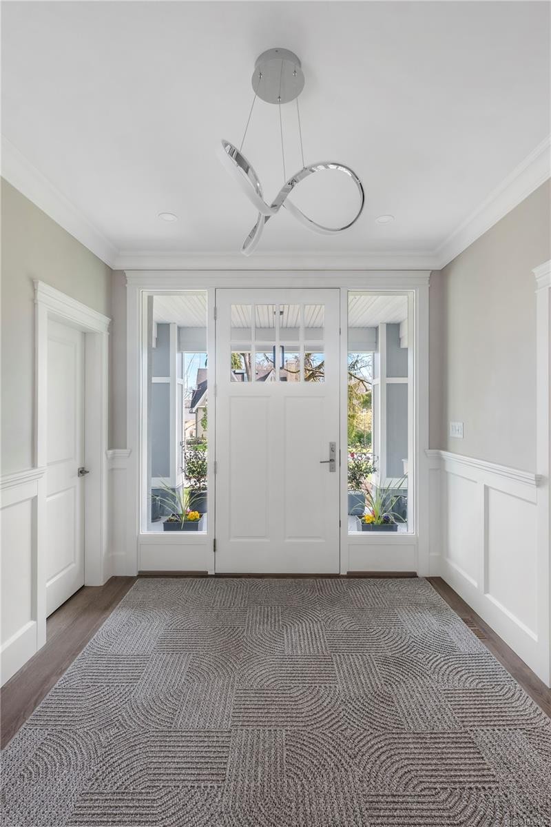 3350 Weald Rd, Oak Bay, BC